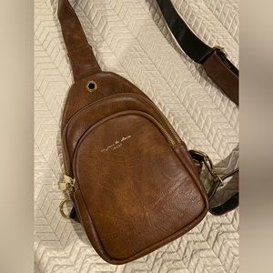 Small sling crossbody